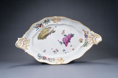 Large Meissen two-handled tray from the 'Brühl‘sche Allerlei' dinner service