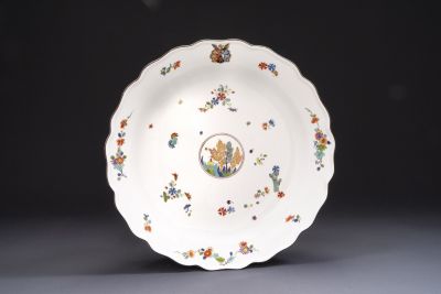 Large plate from the v. Hennicke service