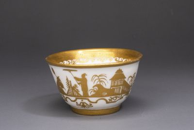 A Meissen Cup with Augsburg Gold Chinoiseries and early Caduceus mark