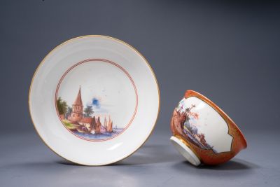 Cup with saucer with tomato red ground