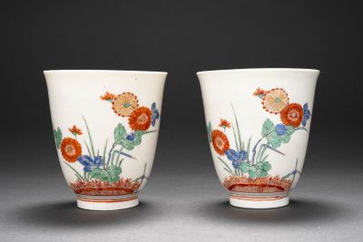 Two very rare, large Meissen beakers